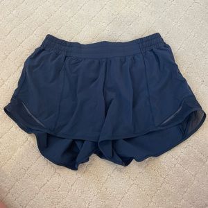Navy lululemon 4in shorts hotty hots